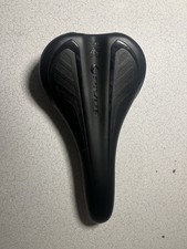 Pivot Cycles Saddle