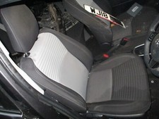 TOYOTA YARIS MK3 2018 OSF