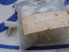 ESCORT MK1 MK2 STEERING RACK TIE ROD PLASIC SEAT NOS GENUINE FORD X 10