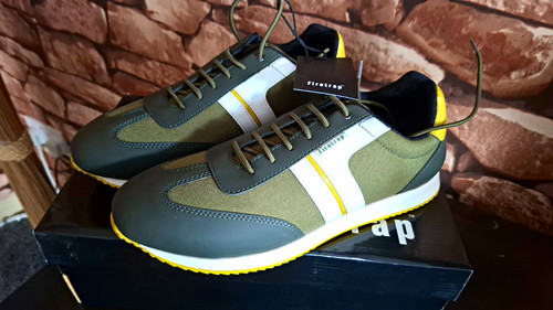 Firetrap synth trainers size - synth,