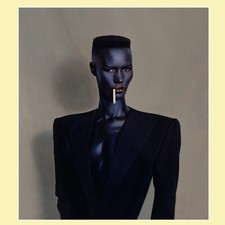 Small GRACE JONES 1981