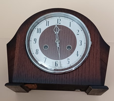 Vintage Smiths striking Mantle