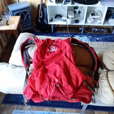 Salomon Agile 12 Red