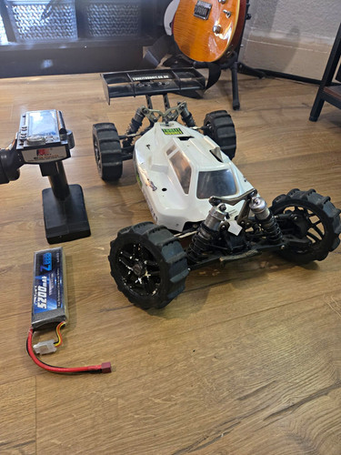 Losi 8ight 4wd brushless - losi,