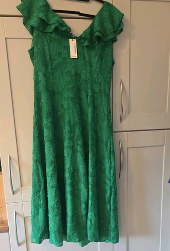 Bnwt oasis green jacquard - bnwt,