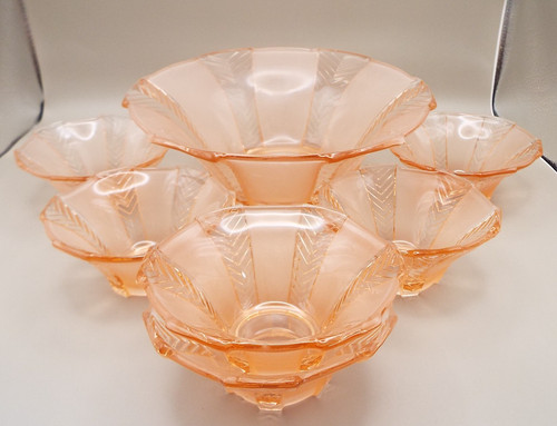 Art deco salmon - art,