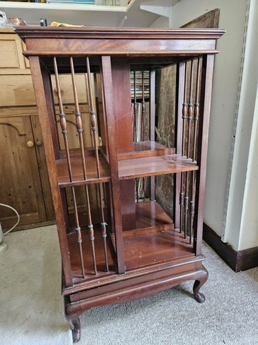 Edwardian spindle revolving - spindle,