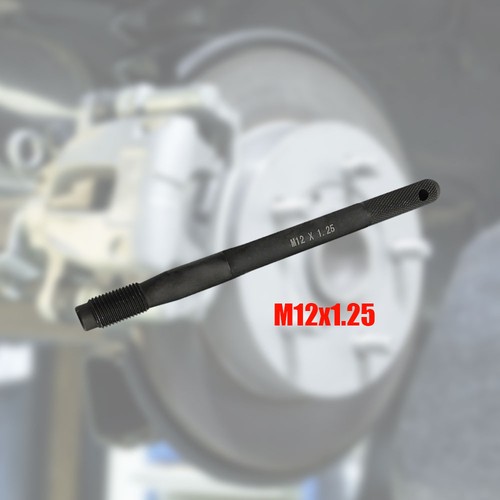 Car tyre mounting guide - guide, bolt