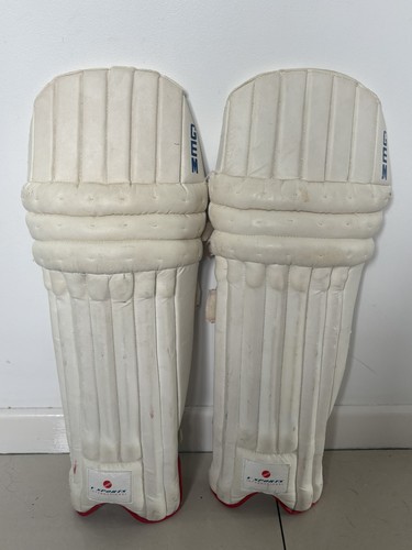 Sports cricket batting - v-sports,