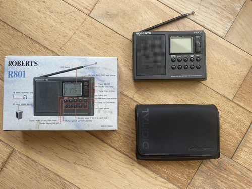 Roberts r801 radio good - roberts,