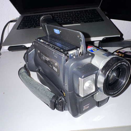 Sony handycam hi8 handheld - handycam,