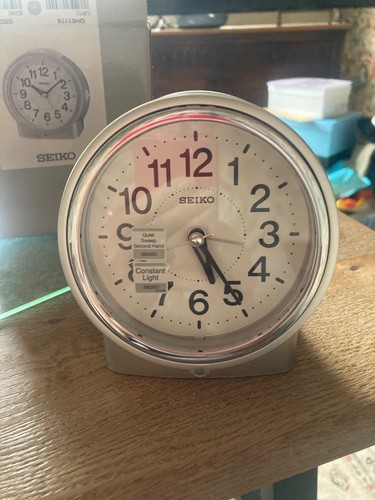 Seiko alarm clock light - clock,,