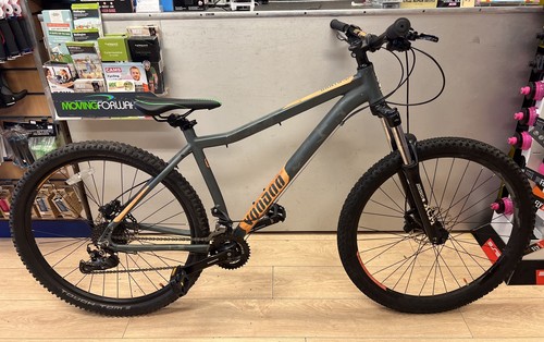 Used voodoo bantu frame - 18",