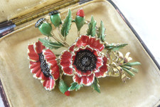 VINTAGE EXQUISITE ENAMEL
