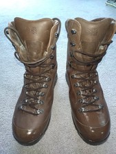 British Army Karrimoor Cold Weather Goretex Waterproof Boots Size 10 Medium