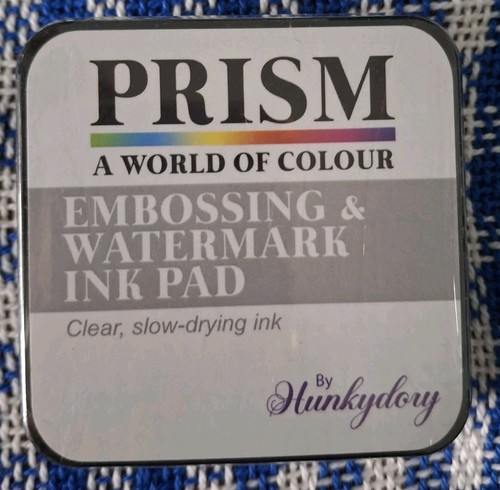 Prism hunkydory embossing - by,