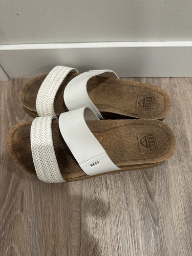 Reef cushion vista braid