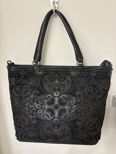 Brighton black leather lace - 3d,