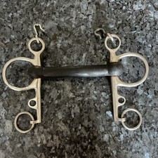 Pelham Curved Mouth Mullen