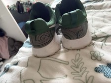 Nike Roshe Runs Size 11