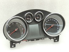 OEM Opel Zafira C Speedometer