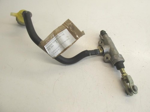 Rear brake master cylinder