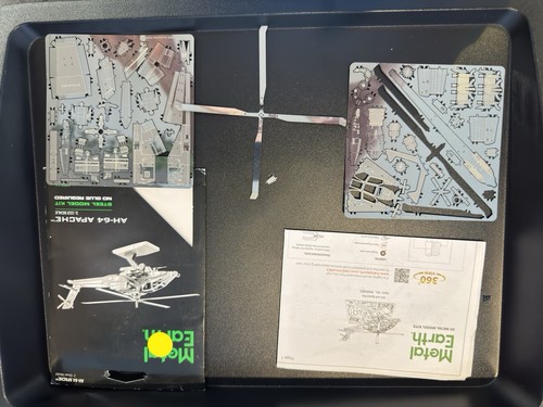 Metal earth apache helicopter - metal,
