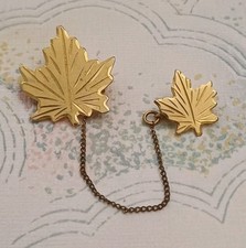 ND Boyd Brooch Vintage Gold Filled Double Maple Leaf Lapel Pin