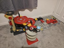 ELC Big City Toy Garage Car