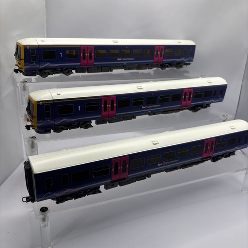 Bachmann 028 class 166 dmu - bachmann,