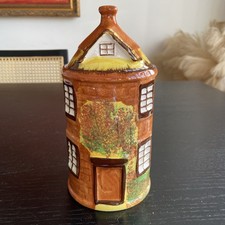 Price Kensington ‘Cottage