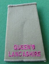 British Army Cloth Rank Slide QUEEN'S LANCASHIRE (Queen's Lancashire Regiment)