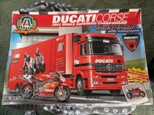 ITALERI RACING TEAM - DUCATI
