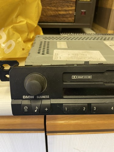 Bmw series e46 - e46, radio
