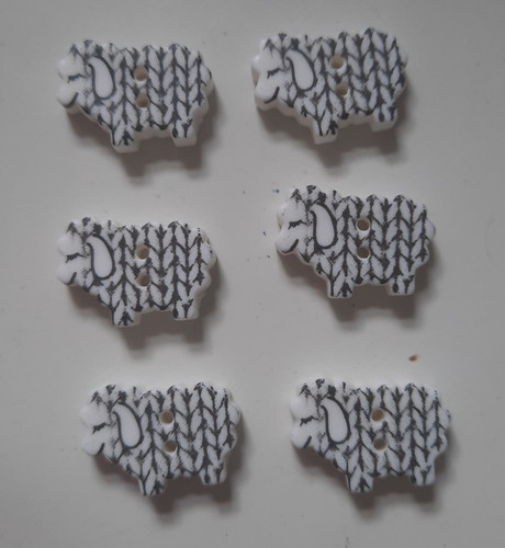 Sheep novelty craft buttons - craft,