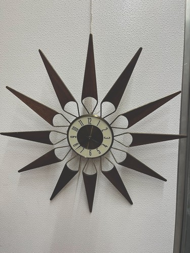 Elgin atomic starburst - 28",