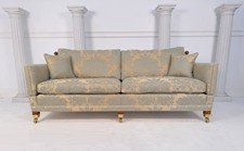 Immaculate Duresta Trafalgar 3