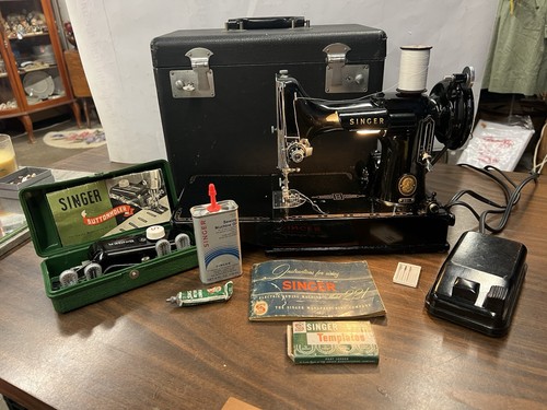 Singer featherweight 221 - singer,
