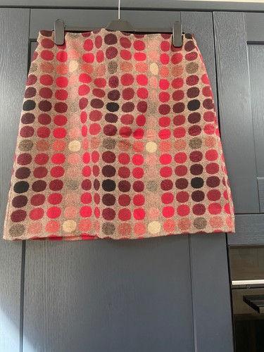 Knee length skirt - s,