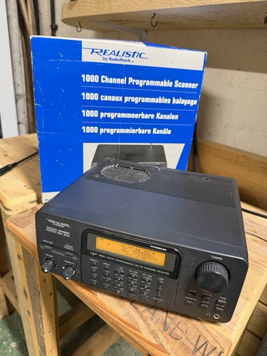 Realistic radio shack pro - by,