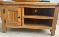 Vancouver Petite Solid Oak Range:1 Door 1 Shelf TV Unit: Used - great condition
