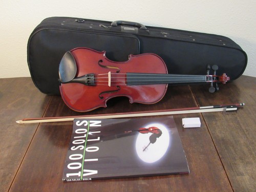 Full size violin and bow - violin,