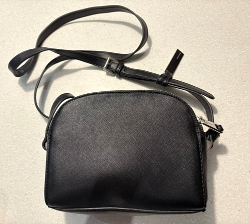 Carpisa black faux leather - carpisa,