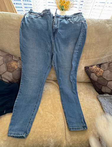 Denim blue light wash - light,