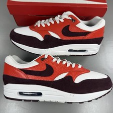 Size 11 - Nike Air Max 1