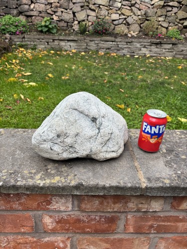 Large aquarium rock - large,