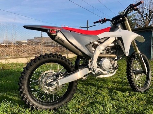 Full exhaust slip yamaha - on,