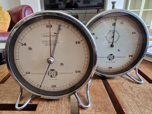 Pair large g pye - pair,