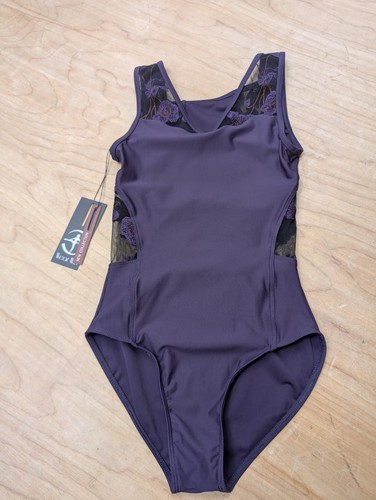 Wear moi petunia purple - wear, with
