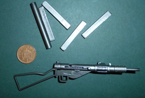 6th scale british - scale, sten